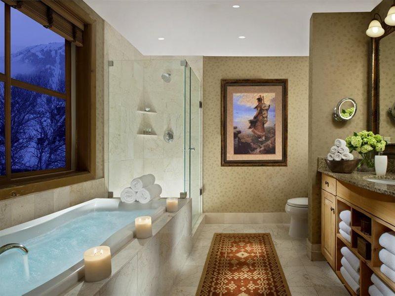 Snake River Resort