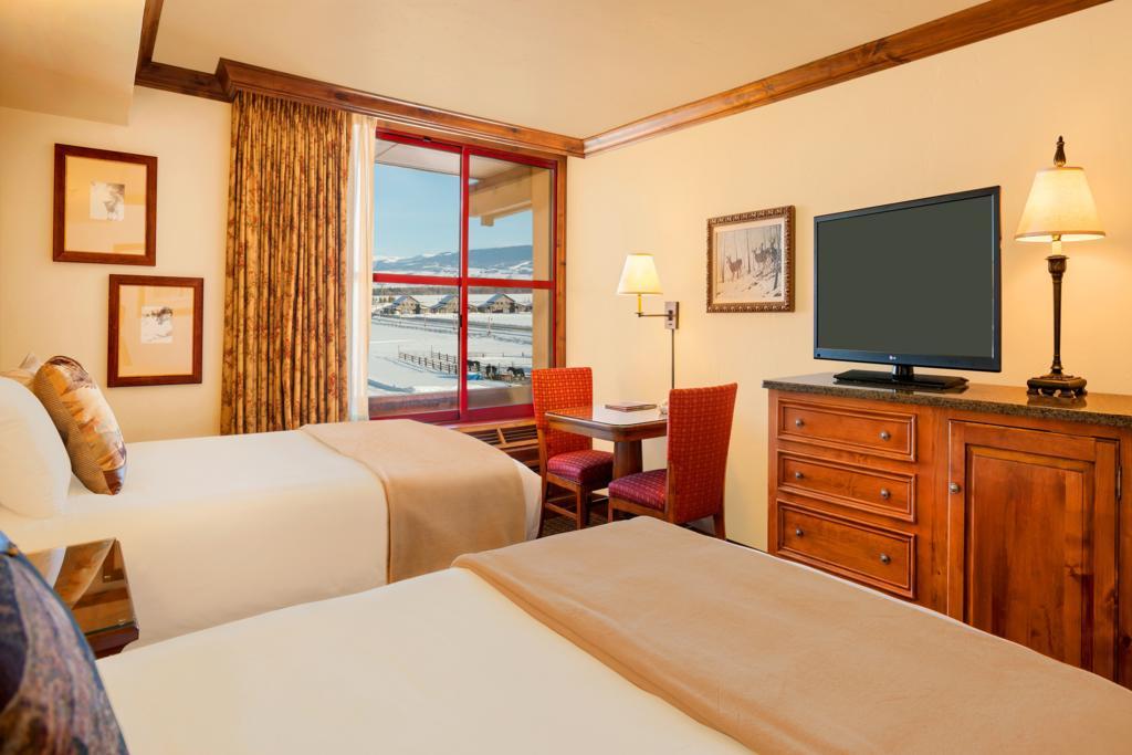 Resort Snake River