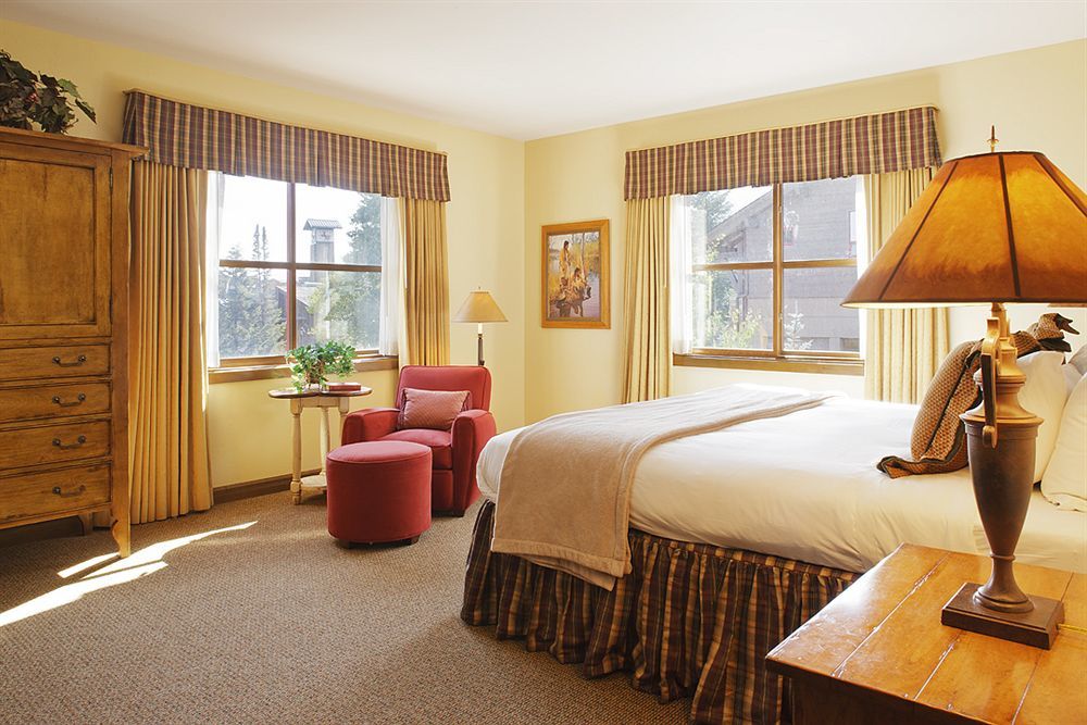 Snake River Resort