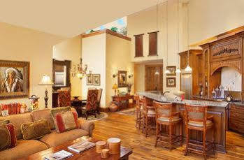 Snake River 4* Teton Village